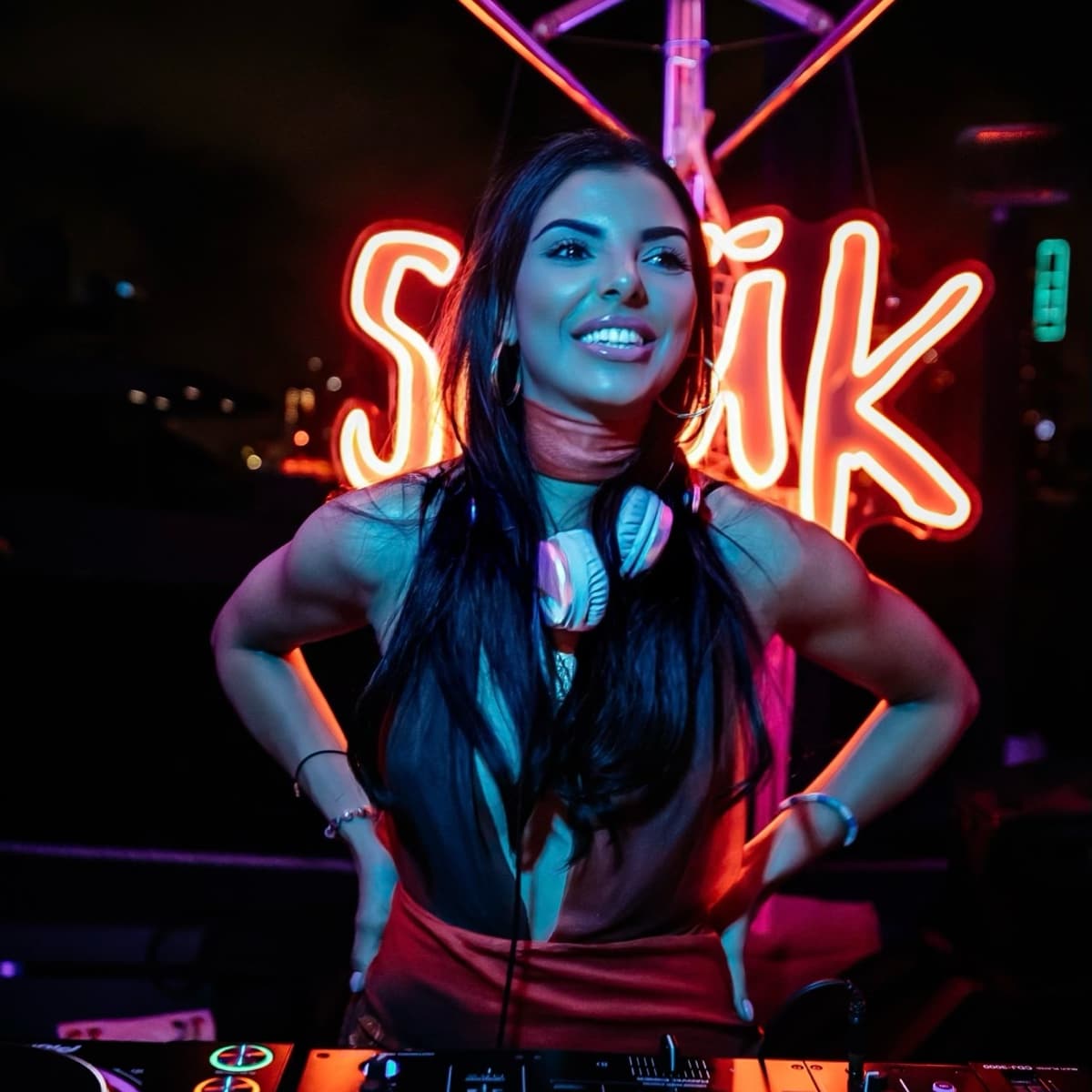 Sophia Crook — DJ in London