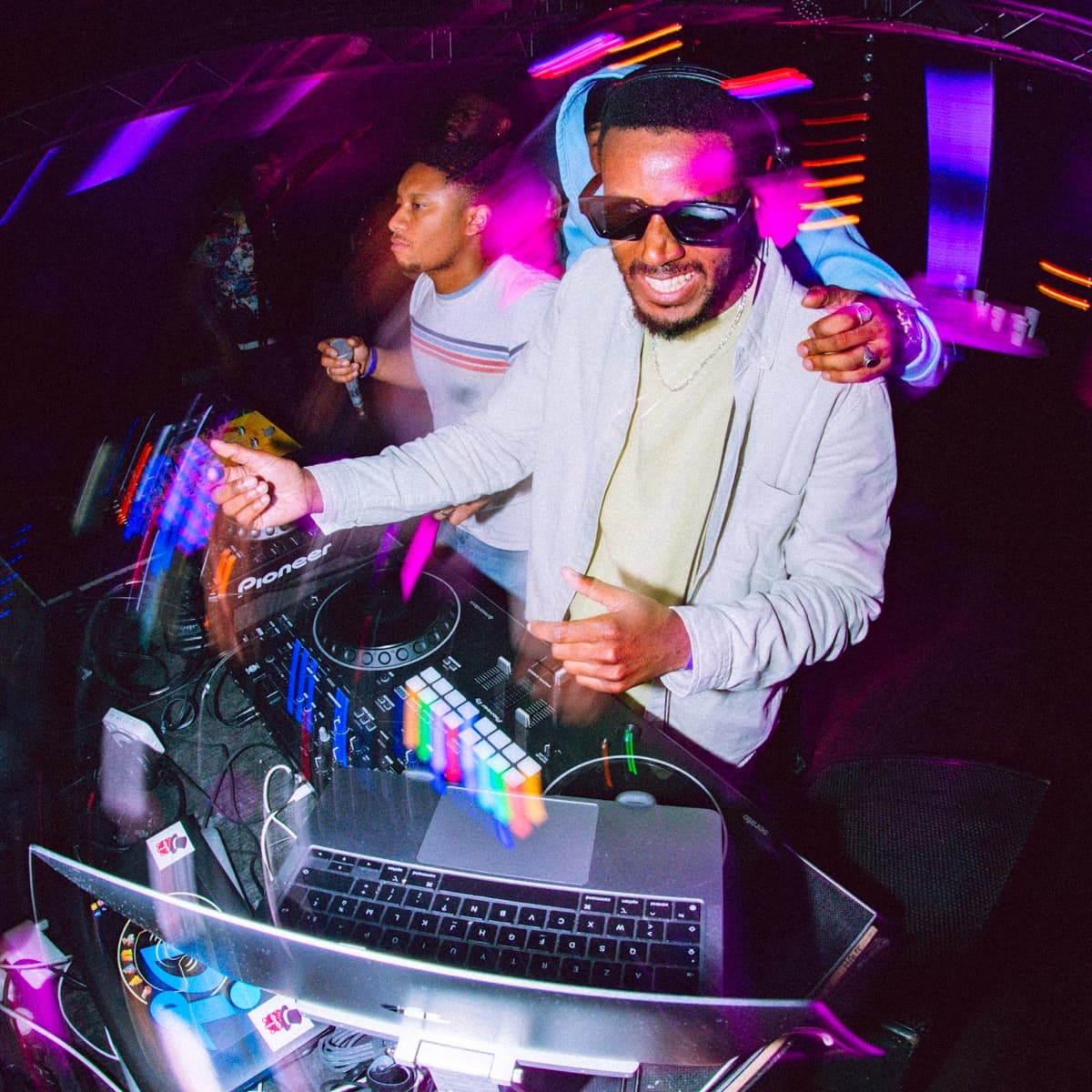 Johann Narcis B. — DJ in Courbevoie