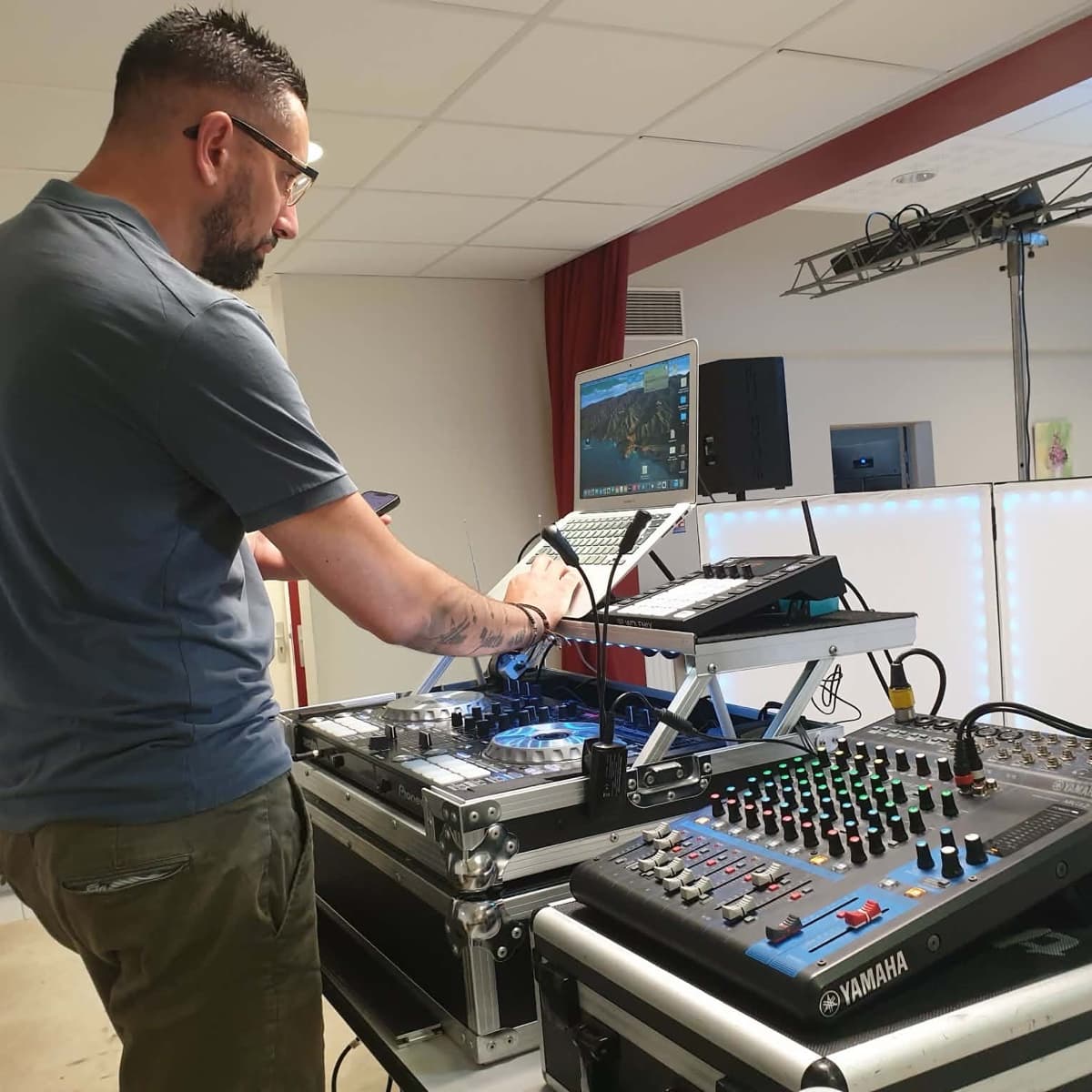 Dj Fanow — DJ in Pontault-Combault
