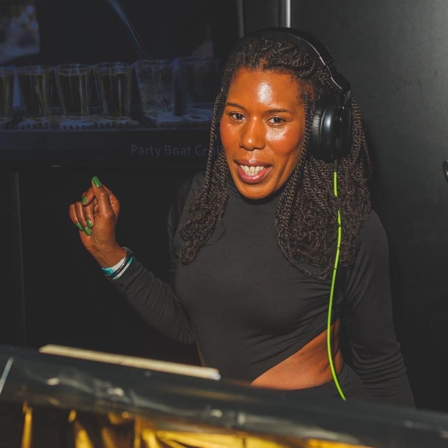 Majikal Tee — DJ in Greater London