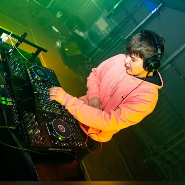 DJ DELGARRO — DJ in Gasteiz / Vitoria