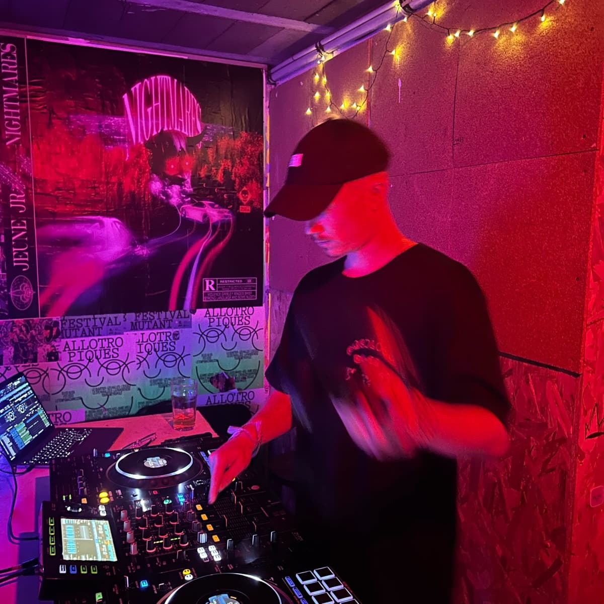 Fidzy — DJ in Paris