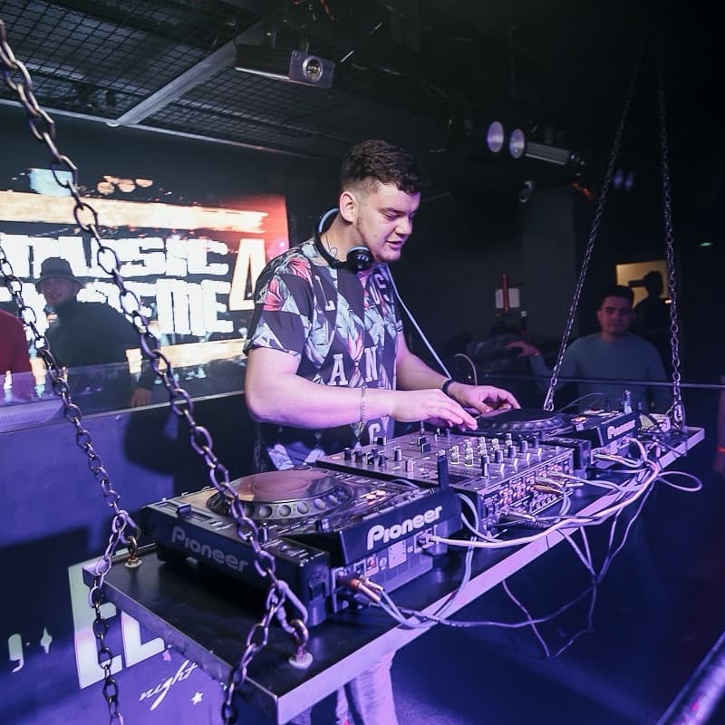 Academique — DJ in Harrow on the Hill