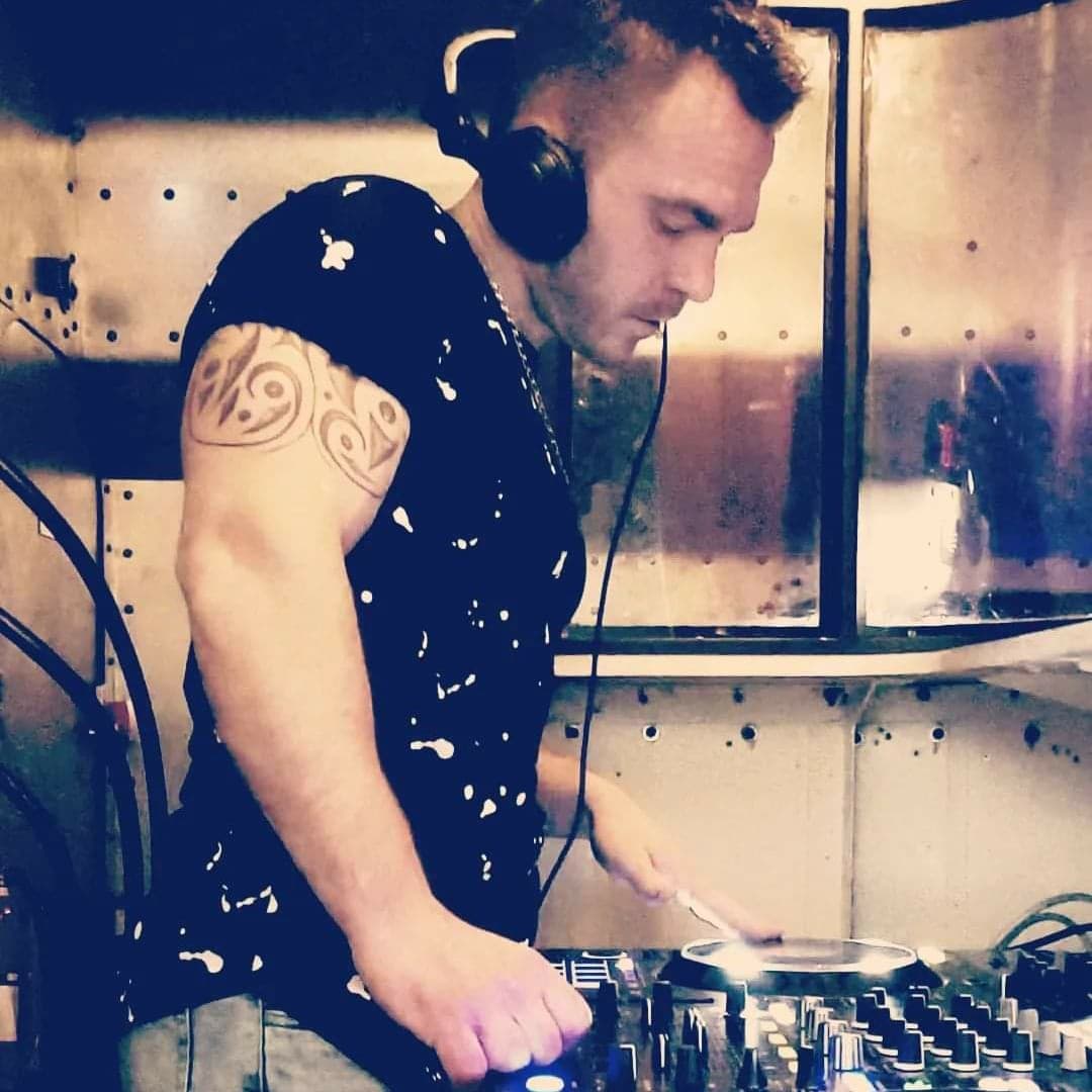 ANDY BLONDEL — DJ in Viry-Châtillon
