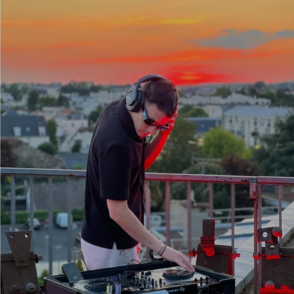 Stayborn — DJ in Clamart