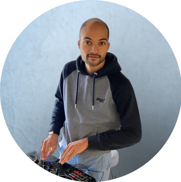Gordon Blake — DJ in Rouen