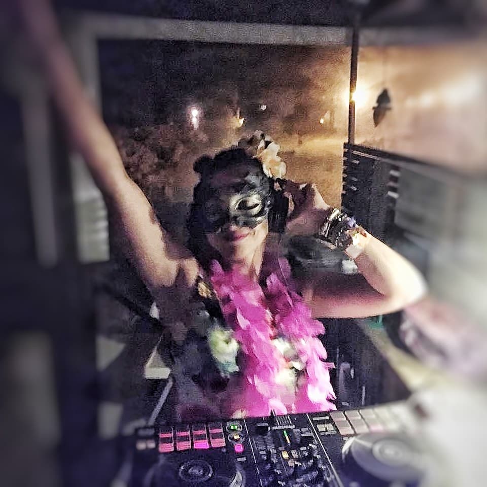 Dj Astúria — DJ in Lamorlaye