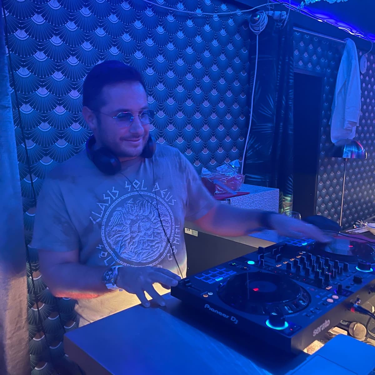 ALEX•M — DJ in Paris