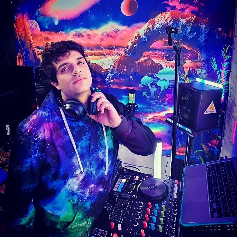 Deejay Palermo — DJ in Greater London