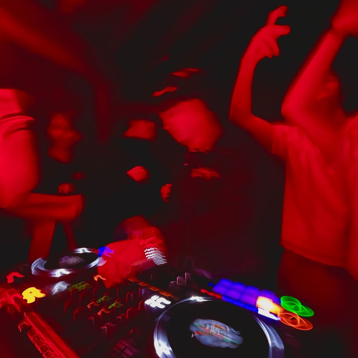 Sunka — DJ in La Plagne Tarentaise