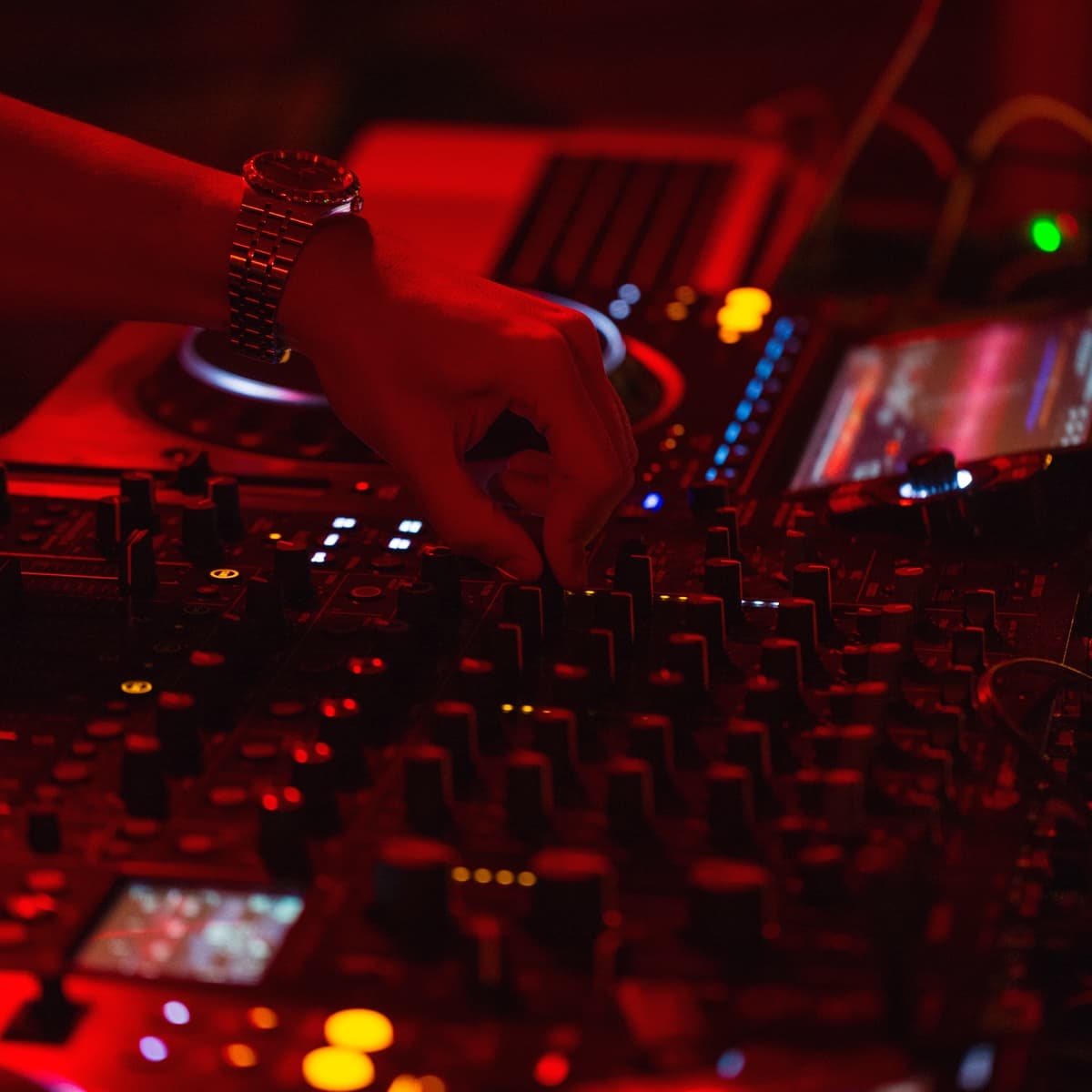TinMar — DJ in Paris