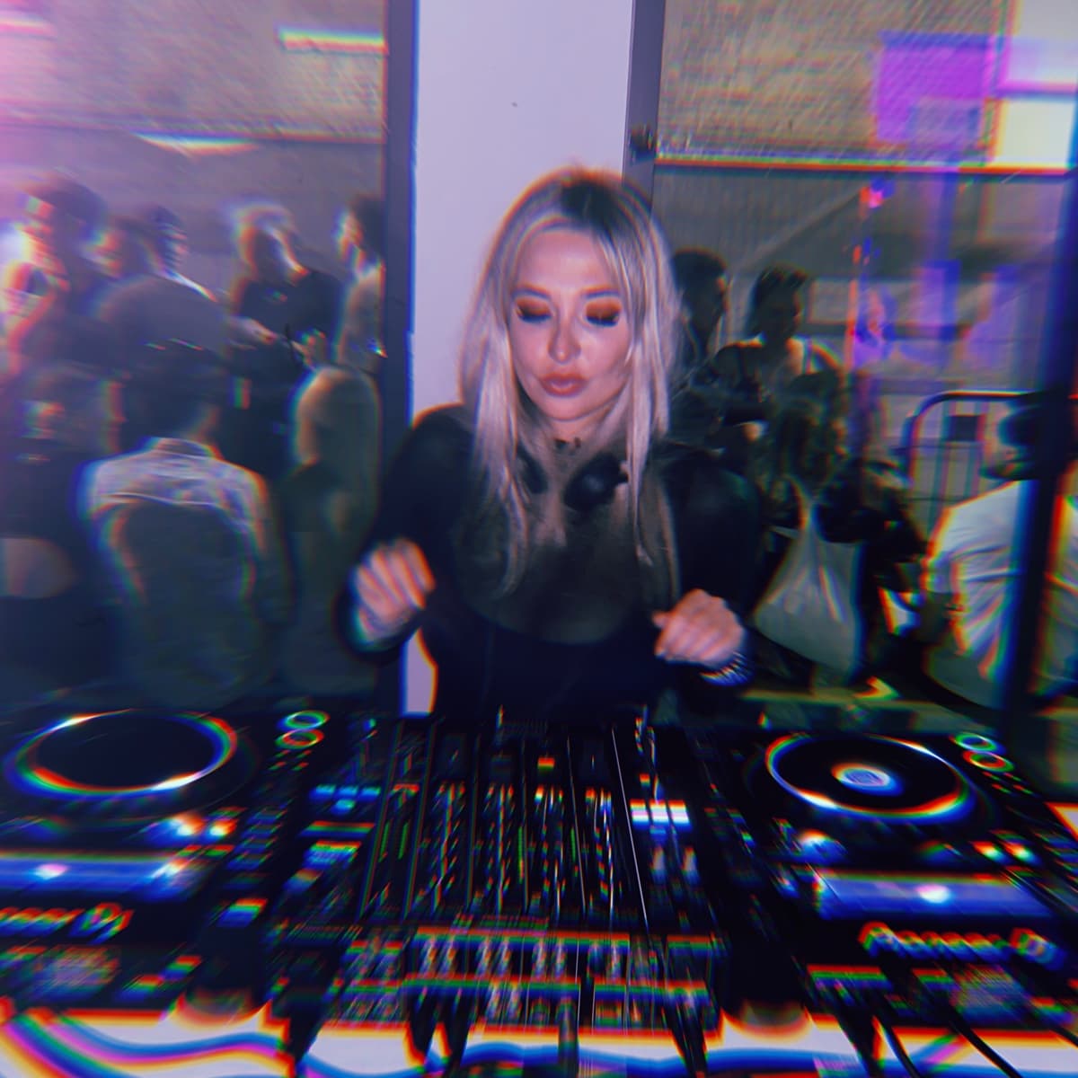 DJ Millica — DJ in London
