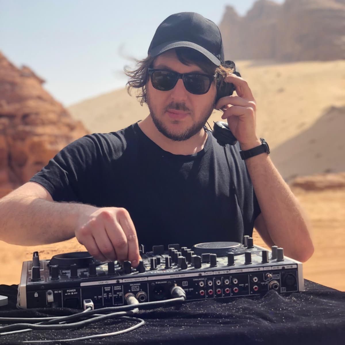 Danny Vivyan — DJ in London
