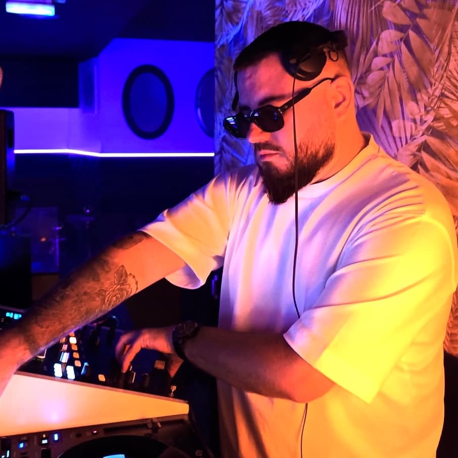 Veyken — DJ in Toulouse