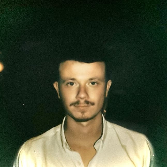 Fidzy — DJ in Paris