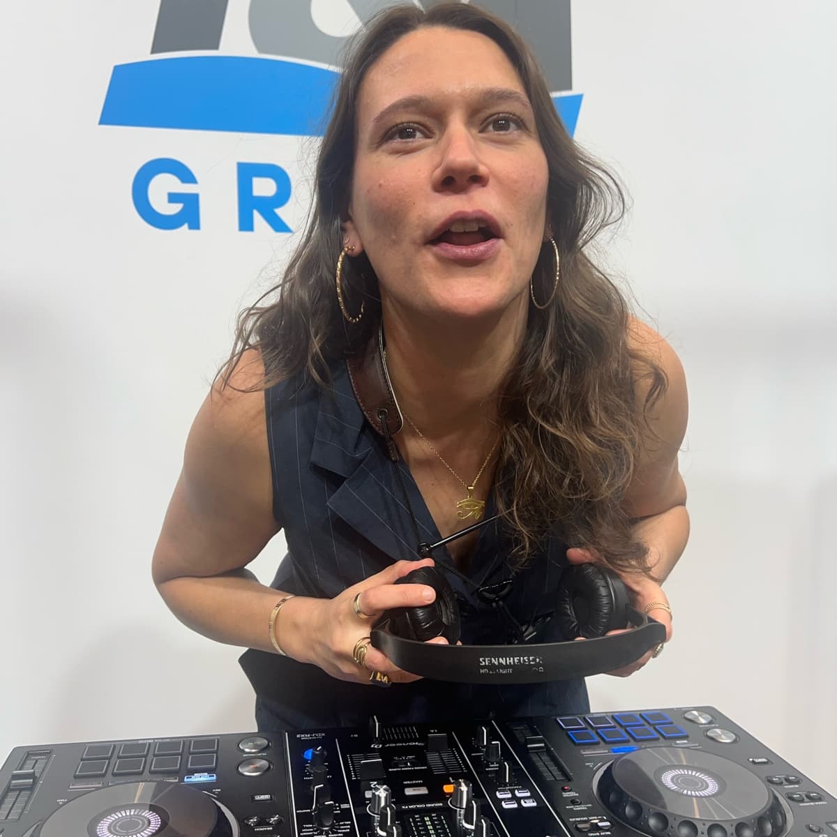 Elisa saxo — DJ in Cannes