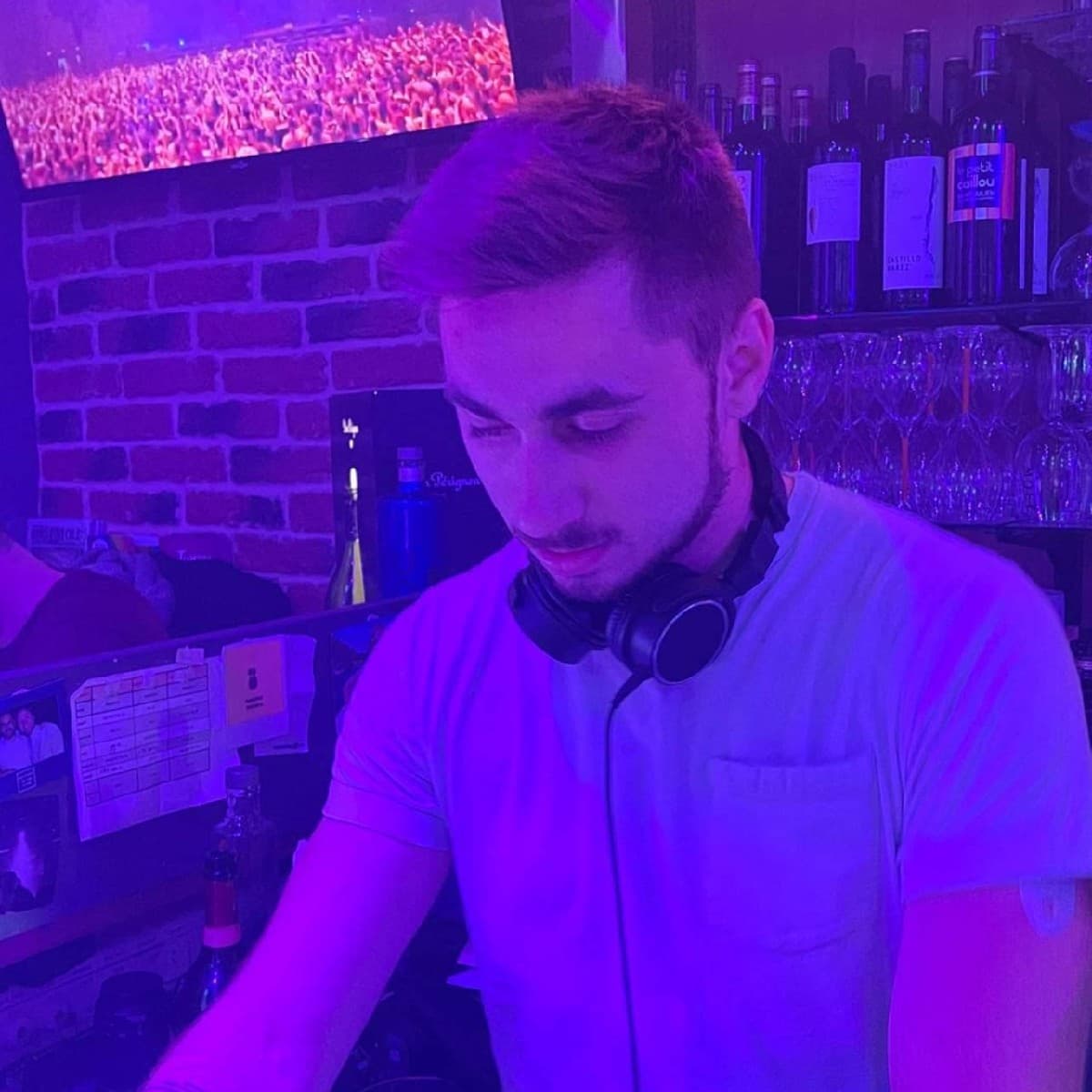 gast — DJ in Armentières