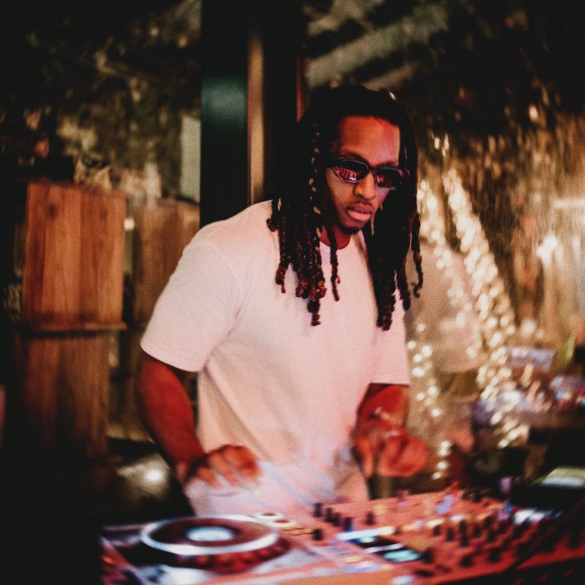 DJ OTSIDE — DJ in Orly