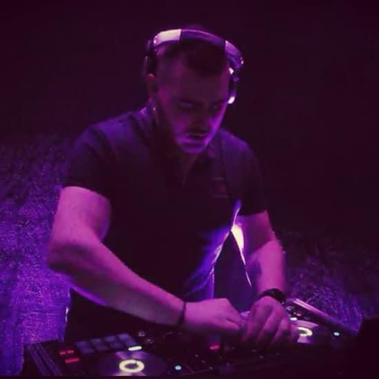 Dj ClemB — DJ in Créon