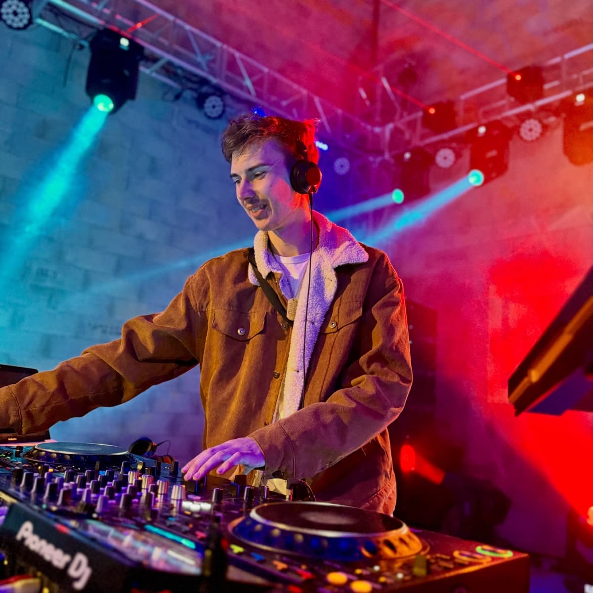 Naor — DJ in Paris