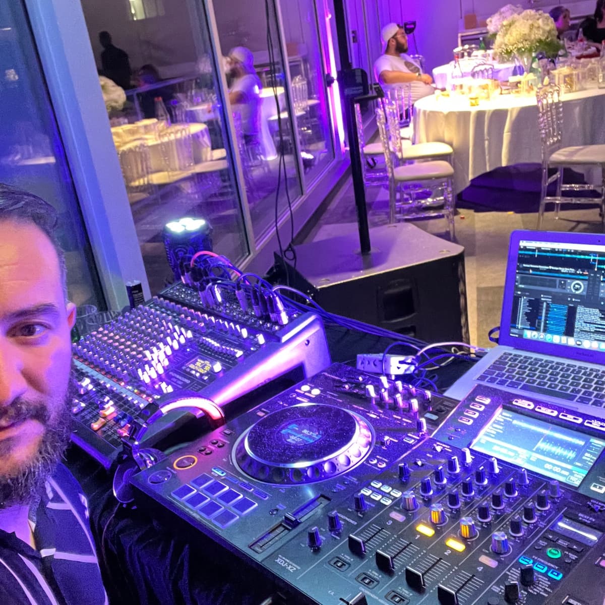 dj yan — DJ in Paris