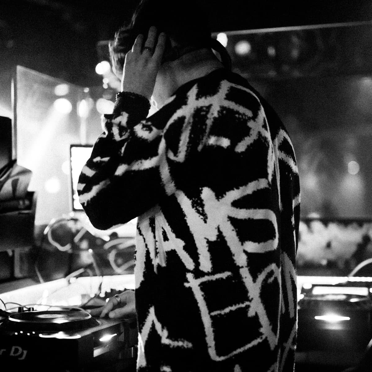 SASHKA — DJ in Paris