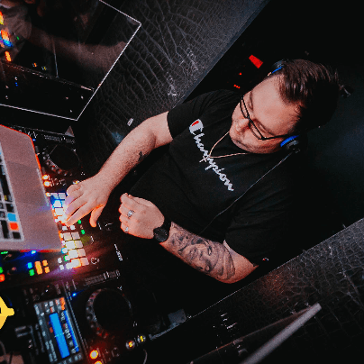 Dj Danny McAuley — DJ in Kirkintilloch