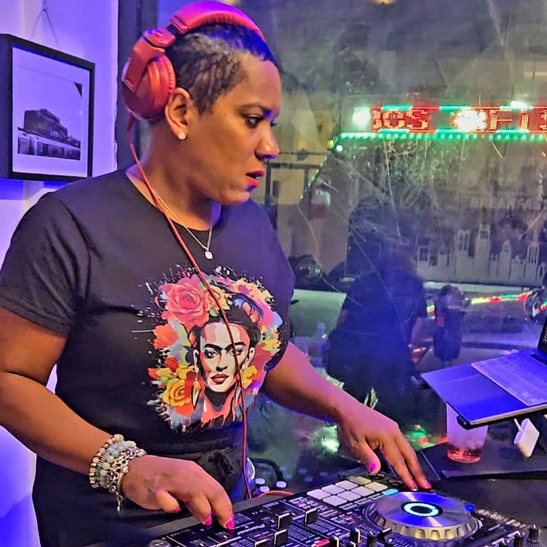 DJ Se'SiBon — DJ in Pasadena