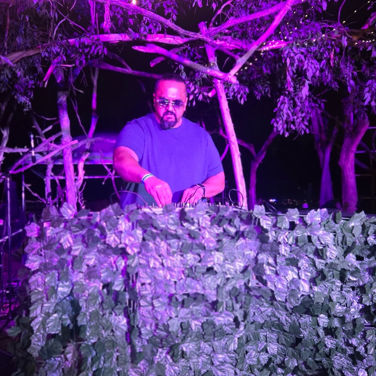 Tower’s Groove — DJ in Brea