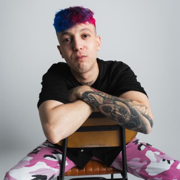 Jairo Beltrami — DJ in Asturianos