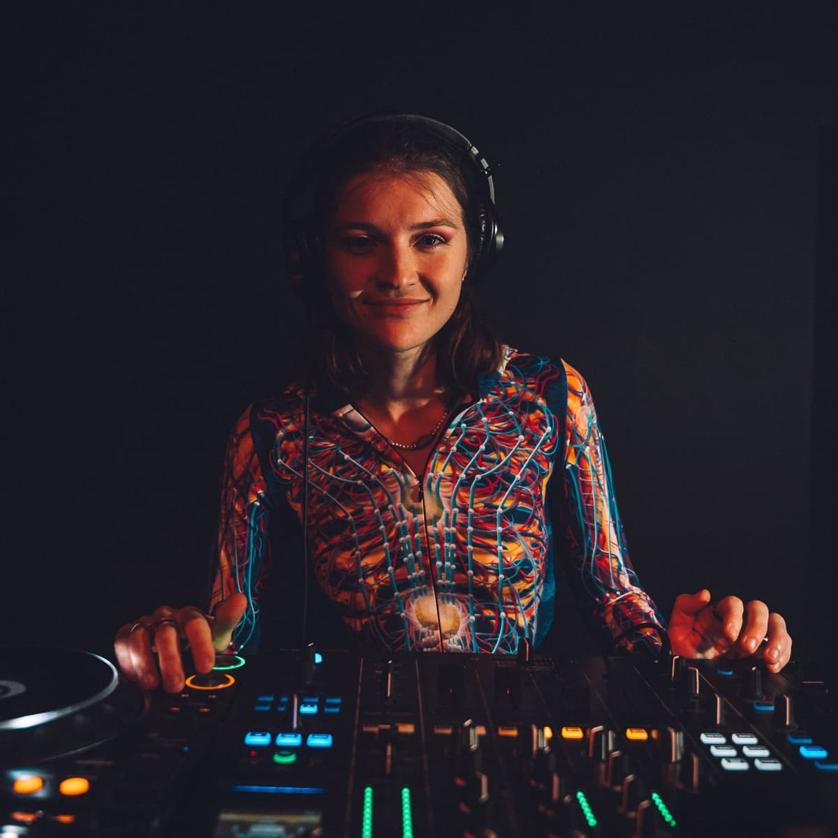 Heaven-Lee — DJ in London