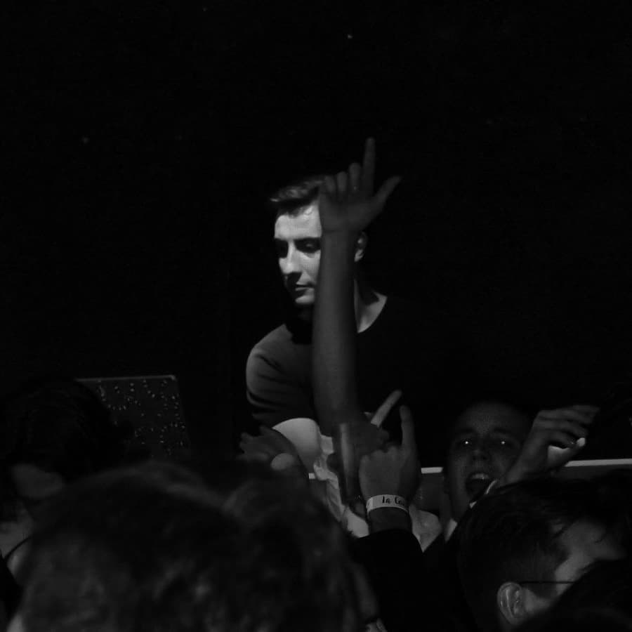 Bass&Wine — DJ in Paris