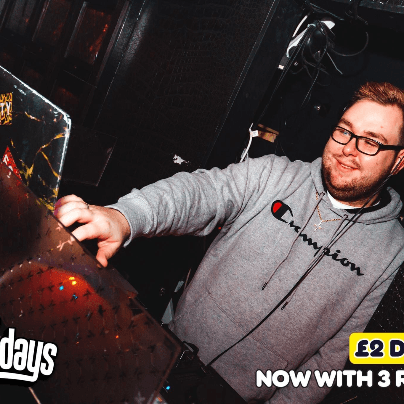Dj Danny McAuley — DJ in Kirkintilloch