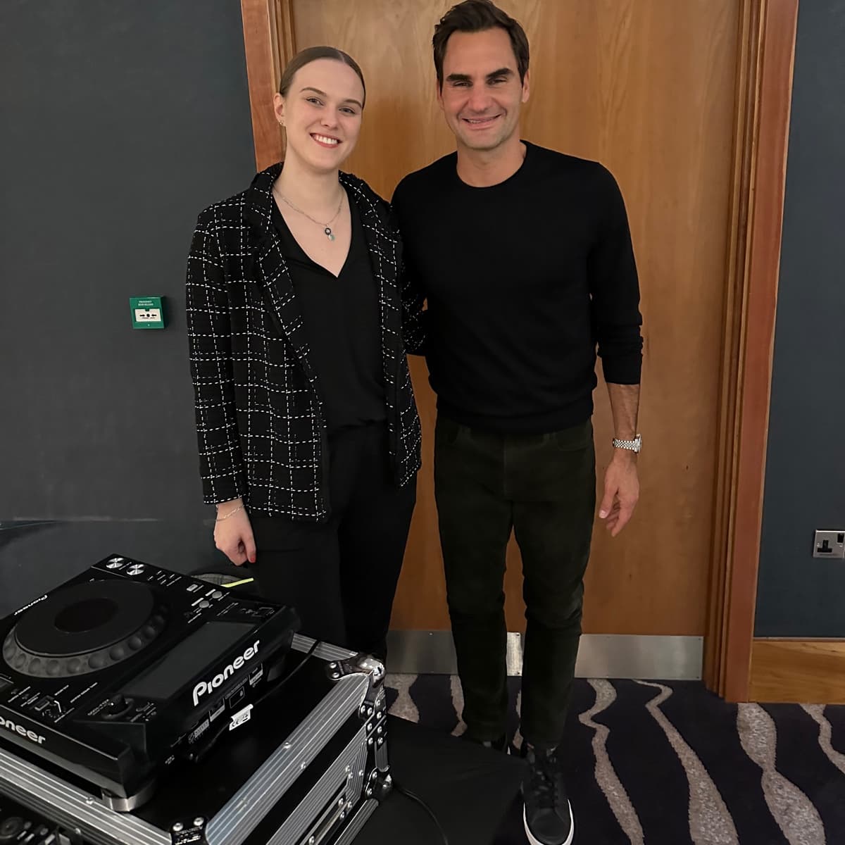 DJ Temi — DJ in London