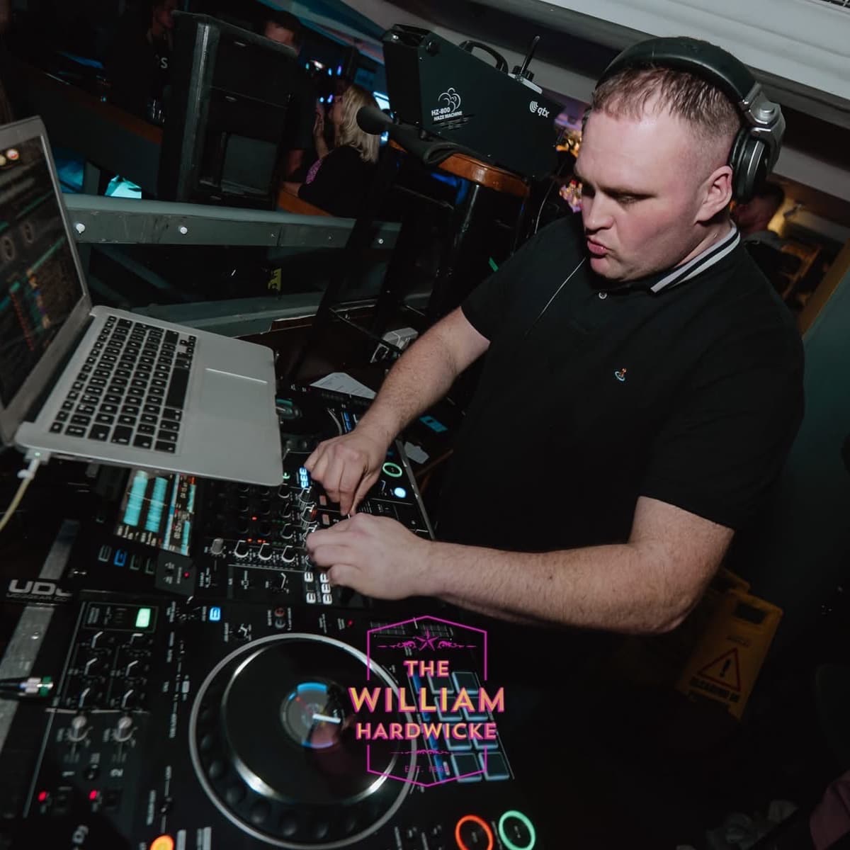 DJ JO-B — DJ in Arundel