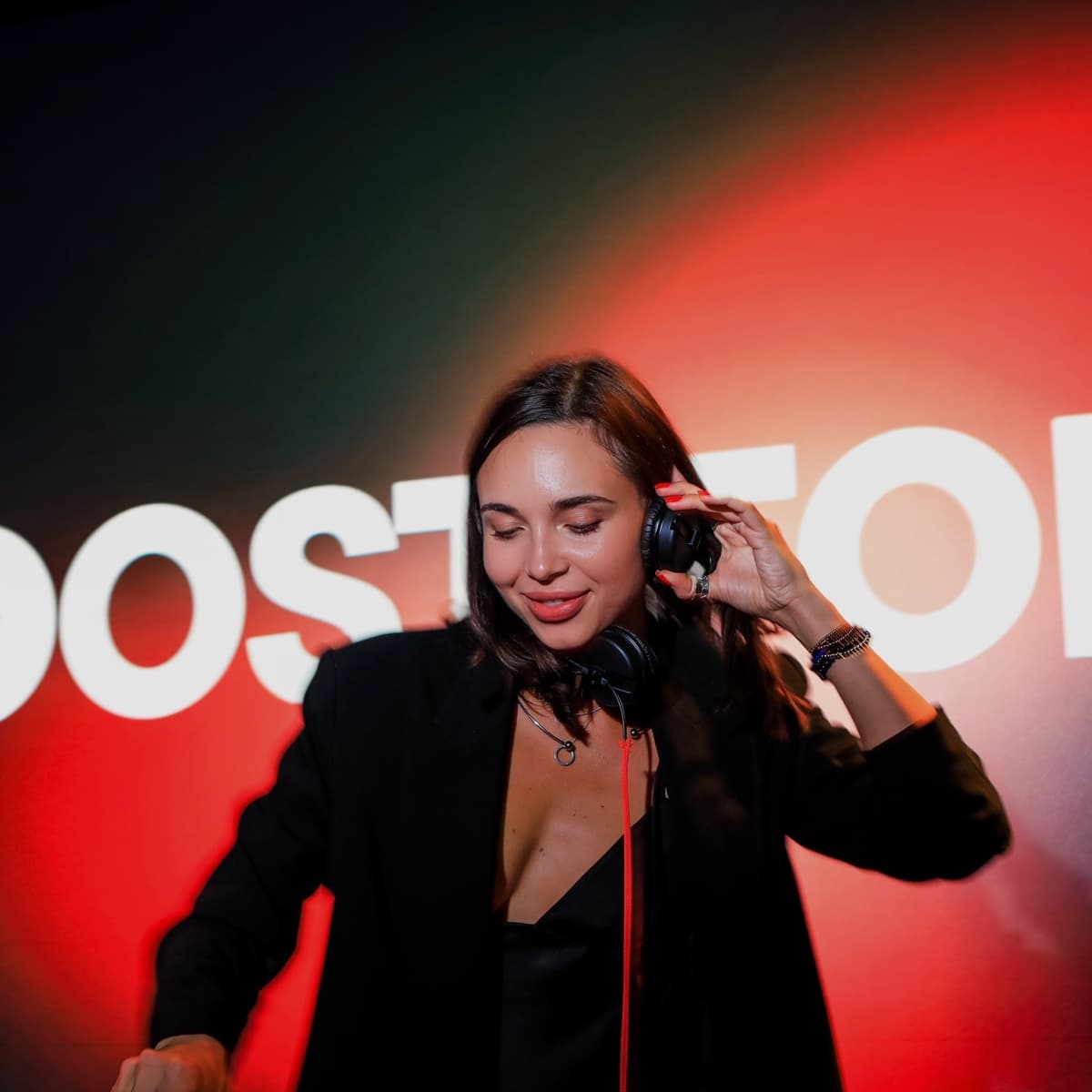 Regina Lyu — DJ in London