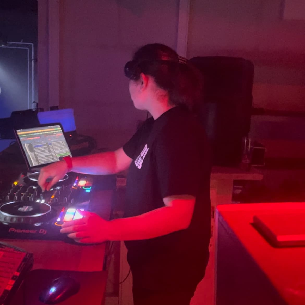 Dj MYERA — DJ in Bayonne