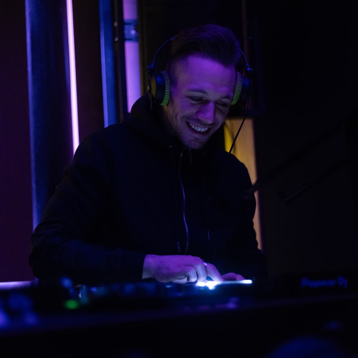 Donovan — DJ in Canary Wharf