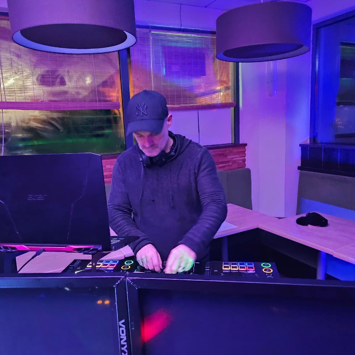 Mike-E — DJ in Nice