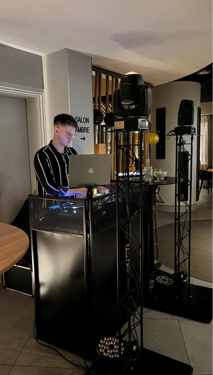 RΞVR — DJ in Montpellier