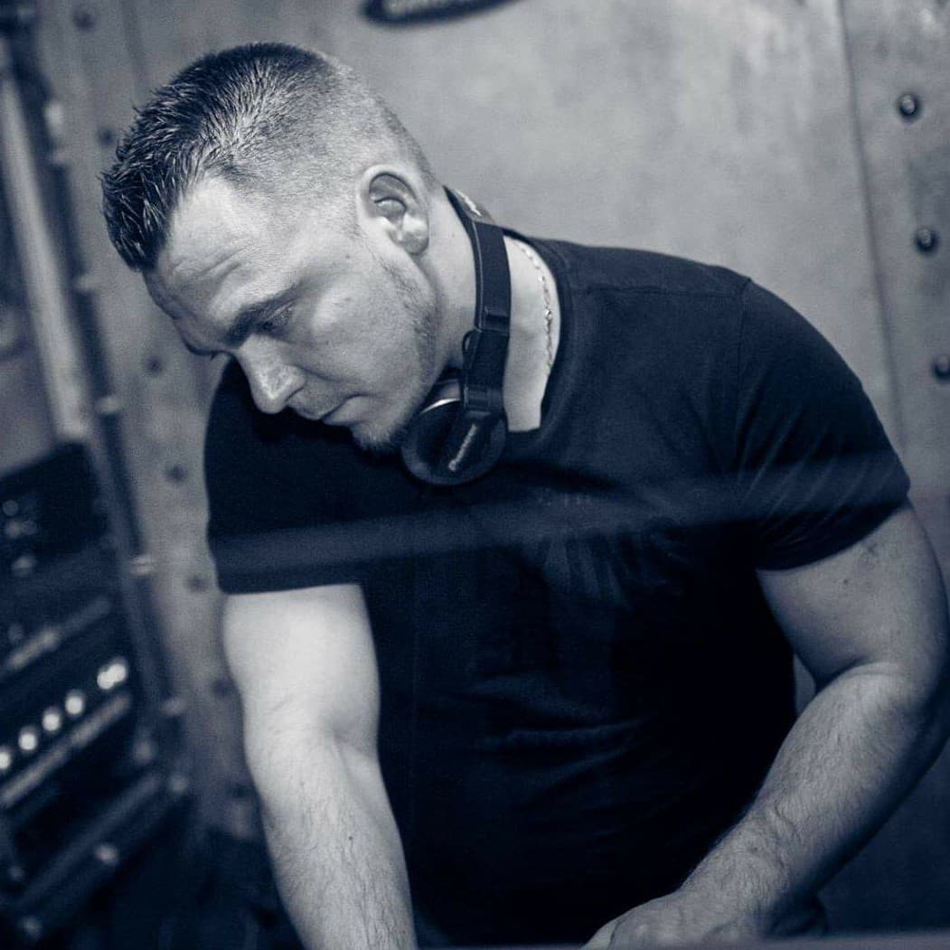 ANDY BLONDEL — DJ in Viry-Châtillon
