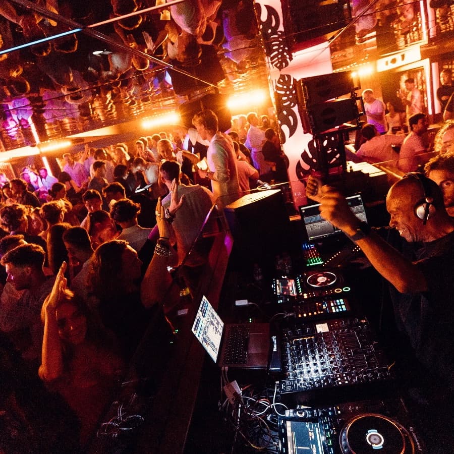Gil Martin Cannes — DJ in Cannes