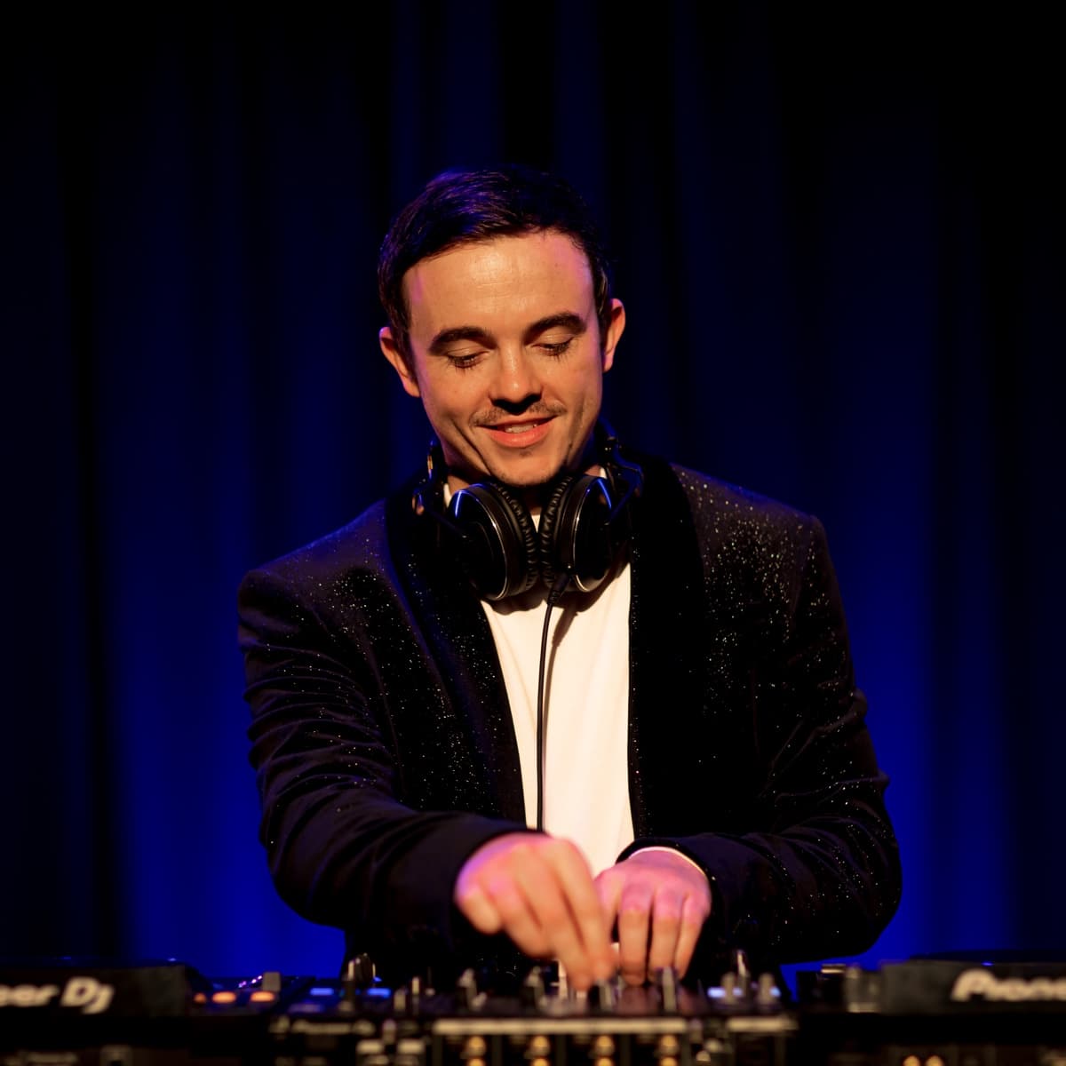 DJ Carl Rushe