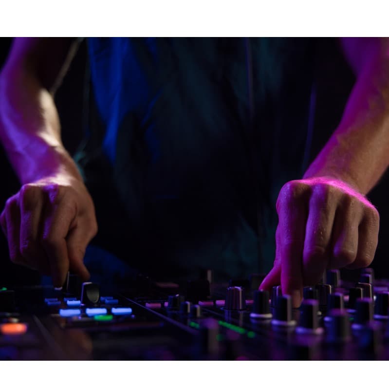 DENERI — DJ in Bayonne