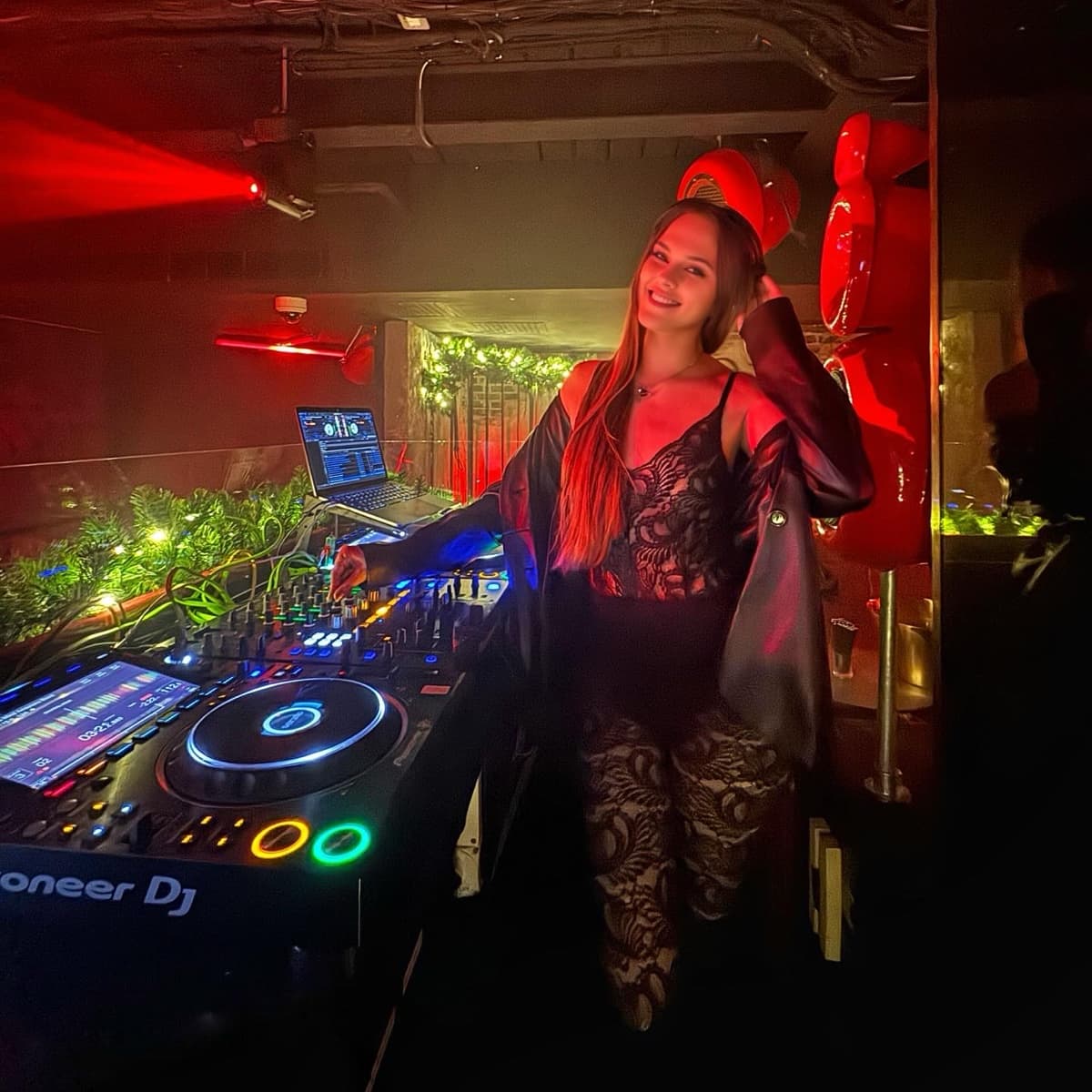 DJ Temi — DJ in London