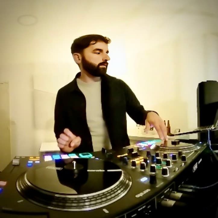 Dj Gunza — DJ in Bordeaux
