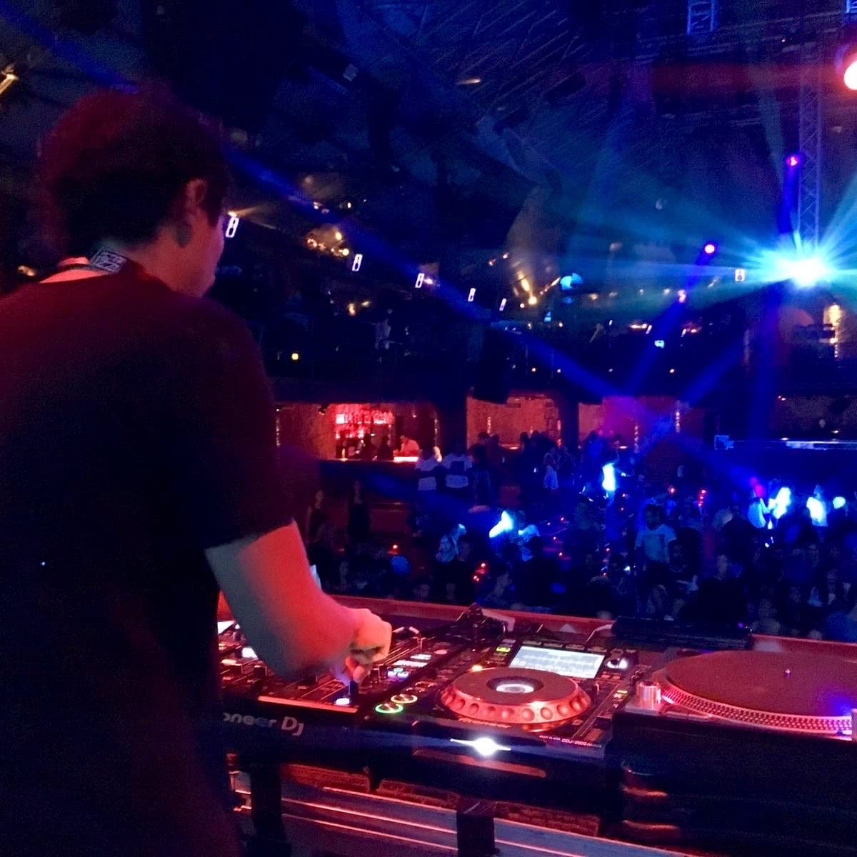 Tom Pool — DJ in Ibiza