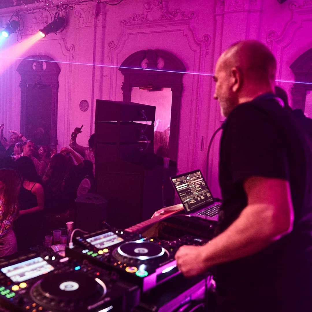 Jason Regan — DJ in London