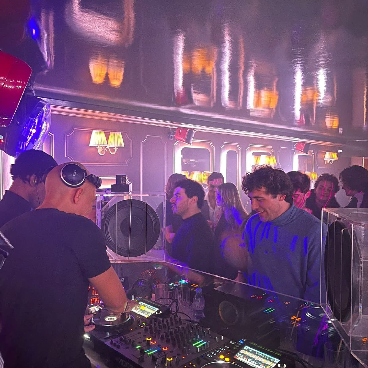 ISAAC GUEYE — DJ in Paris