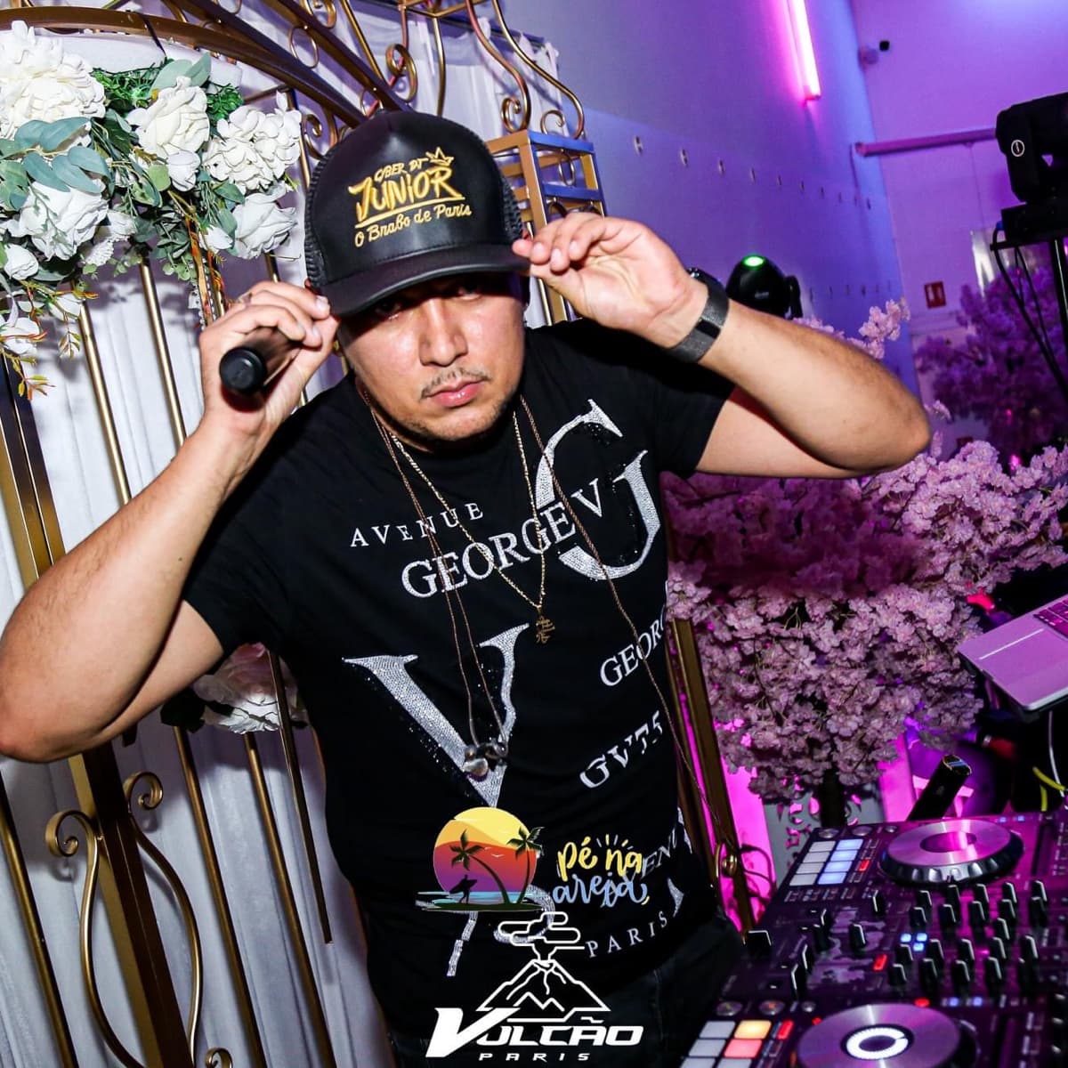 Cyber Dj Junior — DJ in Paris